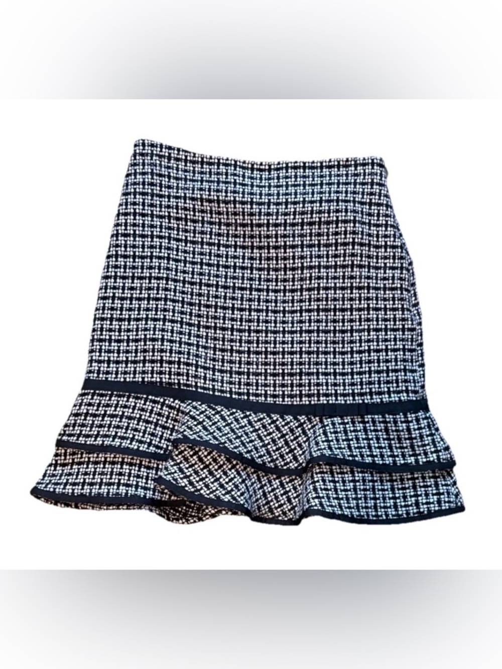 John Paul Richard Uniform Women's Tweed Black & White Ruffle Hem Skirt Size 6